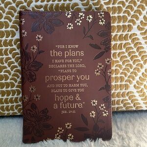 ✨NWT Jeremiah 29:11 Zippered Prayer Journal🤎